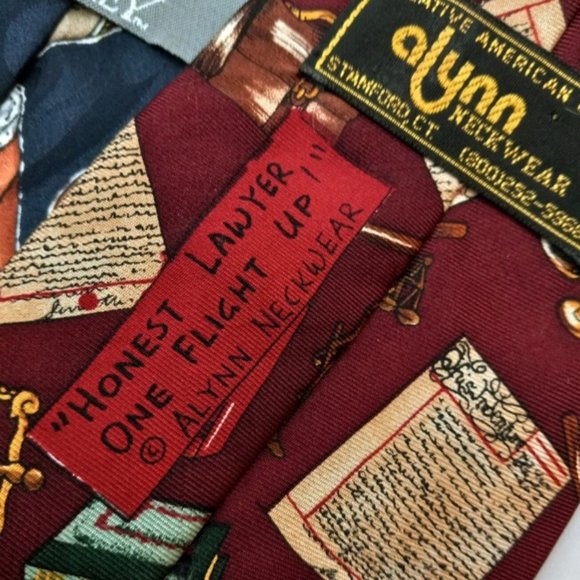 Novelty Neckties,  Set Of 3 GUC 💯 % Silk Eagle Cigar Law - Picture 9 of 10